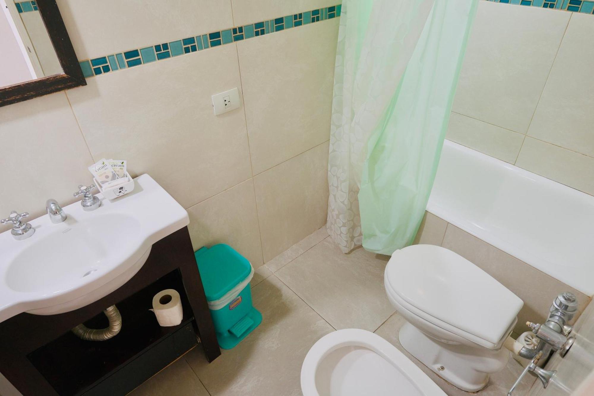דירות בואנוס איירס Rancho Tanguero En El Obelisco En Corrientes 818 מראה חיצוני תמונה