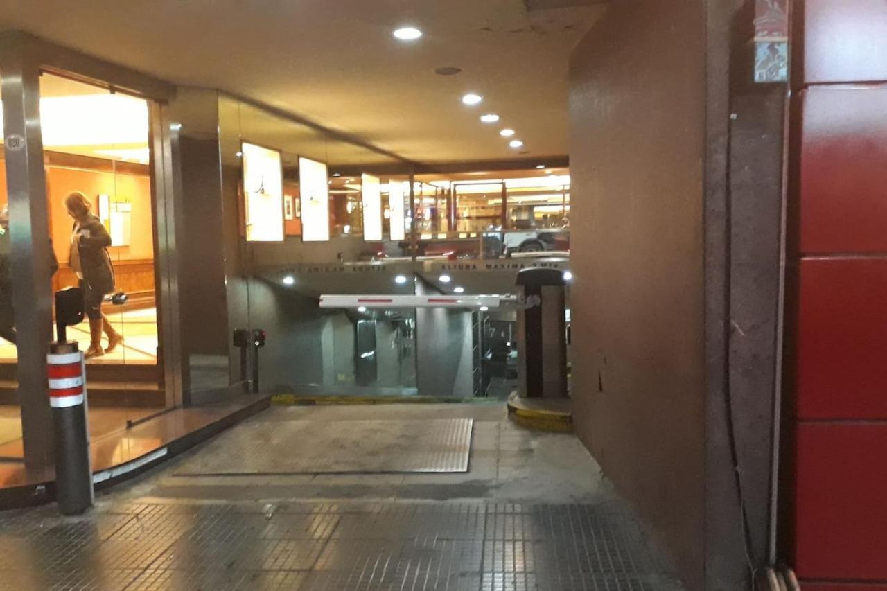 דירות בואנוס איירס Rancho Tanguero En El Obelisco En Corrientes 818 מראה חיצוני תמונה